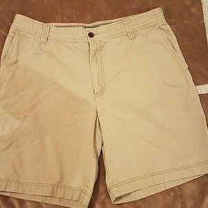 SOLD Men's Izod short